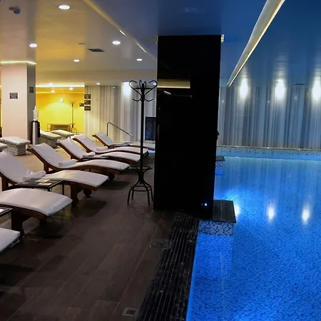 Hotel Russia-2