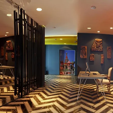 Hotel Russia-3